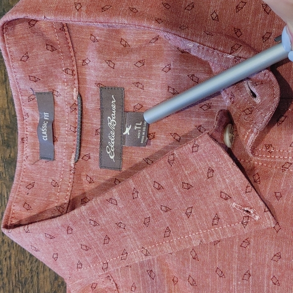 Eddie Bauer Button Up Short Sleeve Shirt - Picture 2 of 5